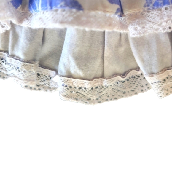 Aritzia Wilfred Crop Top Blue/White Lace Straps Ruffle Hem Sz M - Picture 6 of 13